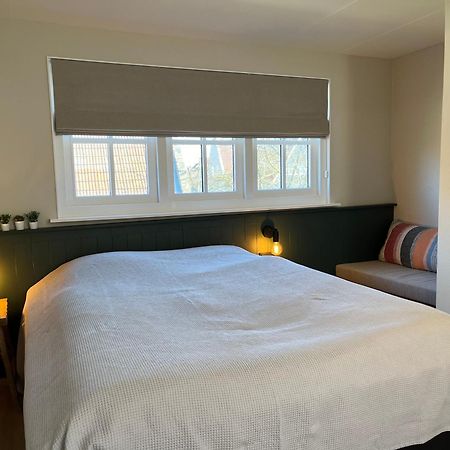 It Gasthus Apartman Baaiduinen Kültér fotó