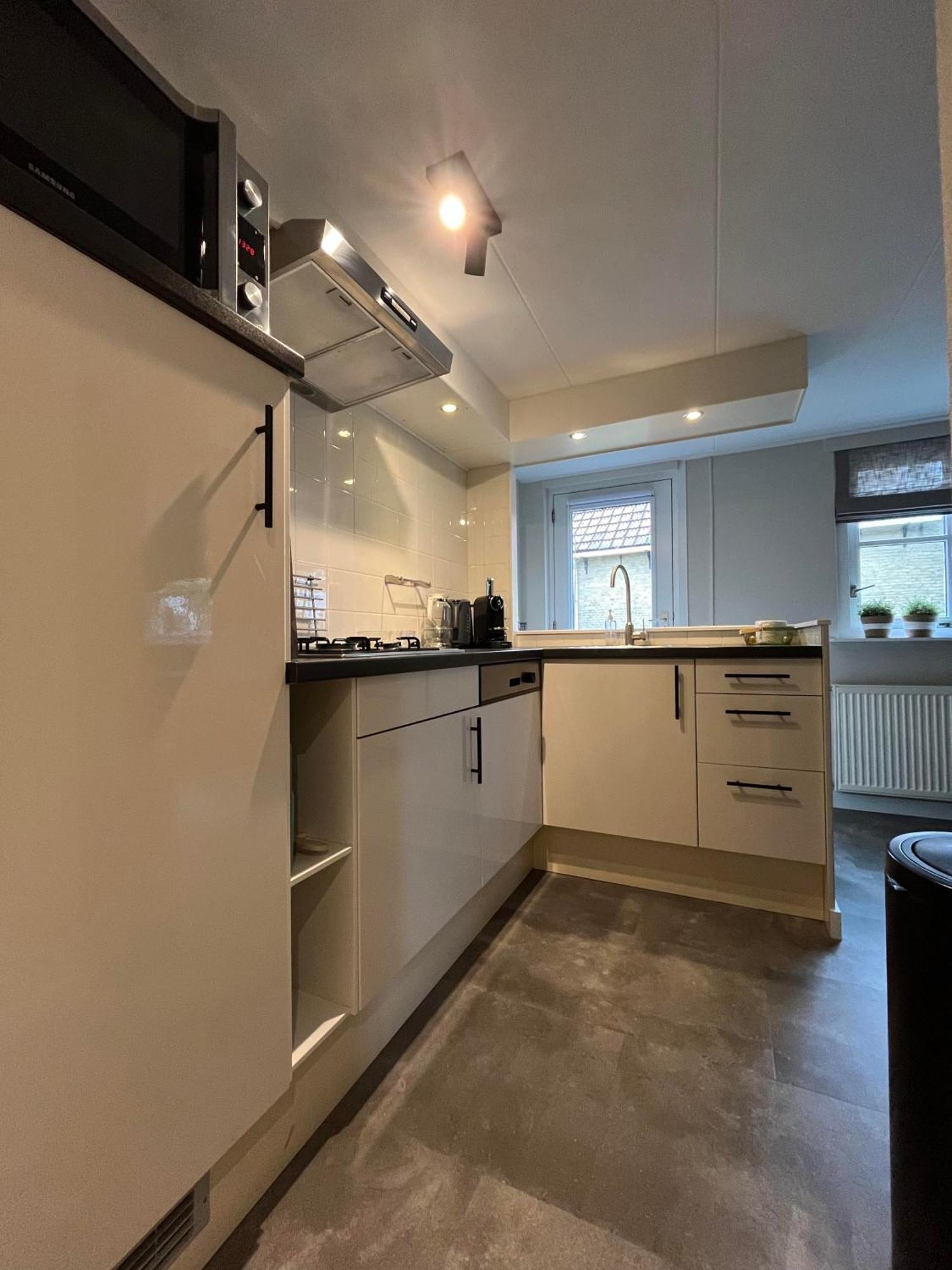 It Gasthus Apartman Baaiduinen Kültér fotó